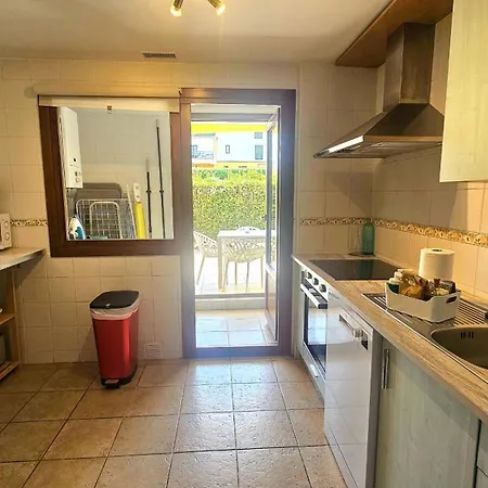 Con Jardin Y Acceso A La Piscina. アヤモンテ