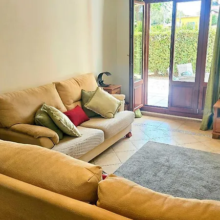 Con Jardin Y Acceso A La Piscina.
